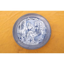 Assiette Humoristique «Le Rebouteux» Faience