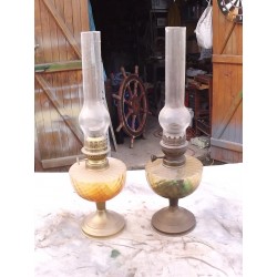 Paire de Lampes à Pétrole laiton et verre