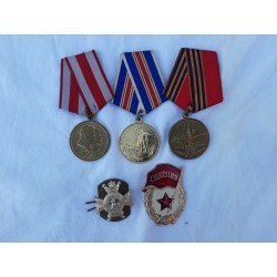 Lot de 5 Décorations et Médailles Russe 39/45
