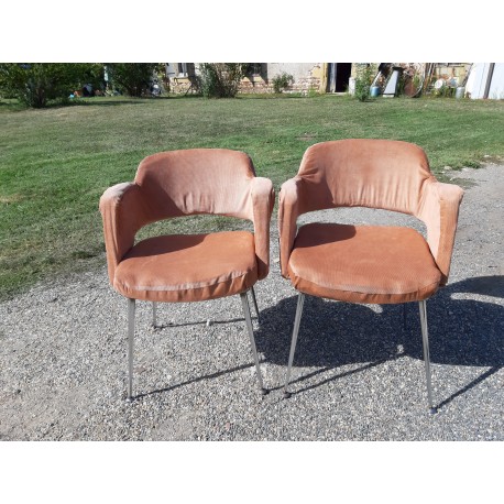 Paire de Fauteuils Vintage Chrome et Tissus