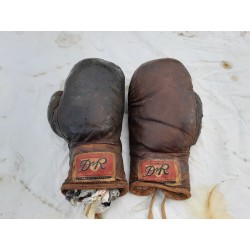 Paire de Gants de Boxe Cuir Année 40 D R