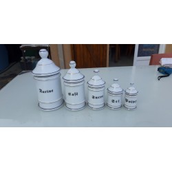 5 Pots a épices en Porcelaine M.P Lamie St Yriex la Perche