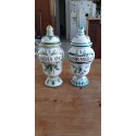 Paire de Pots a Pharmacie en Faience de Marque Sylvena 19 ème