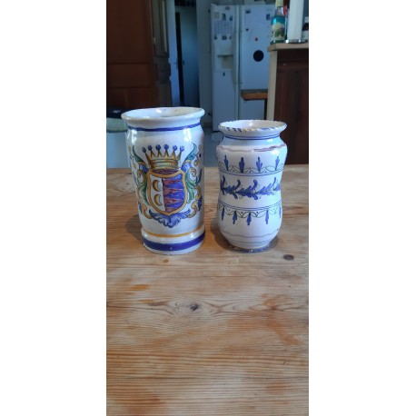 2 Pots a Pharmacie en Faience