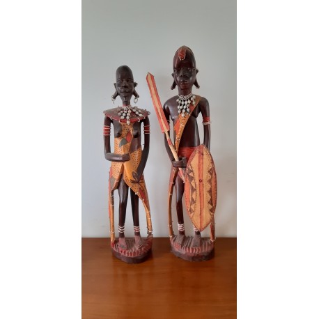 2 Sculptures Africaines , Bois et Perles .