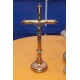 Encensoir , goupillon et crucifix