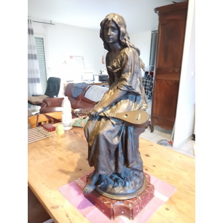 Bronze Paul Eugéne Mengin Fondeur Susse " Joueuse de Mandoline "