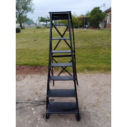 Escabeau échelle repliable d'Atelier Bois
