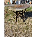 Table Vintage en Rotin et Plateau ciment et Pierre reconstituées