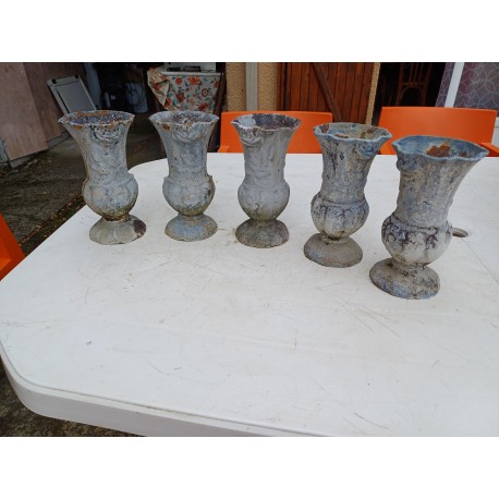 Lot de 5 Vases en Fonte 1900 de Charleville - Mézières