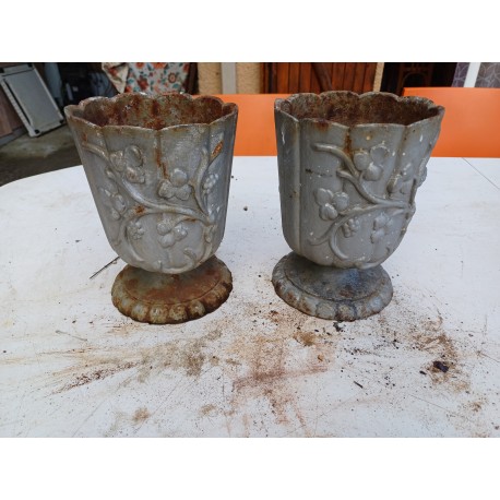 Paire de Vases en Fonte 1900 de Charleville - Mézières