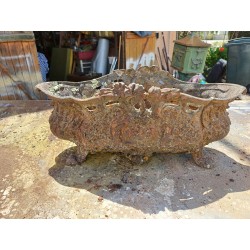 1 Jardinière en Fonte 1900 de Charleville - Mézières Style Rocaille
