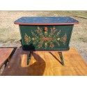 Meuble de Rangements bois Peint décor Savoyard