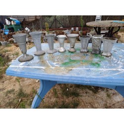 Lot de 8 Vases en Aluminium 1900