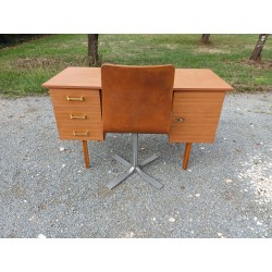 Bureau Vintage des Années 70 + Chaise