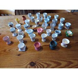 Lot de 38 Coquetiers