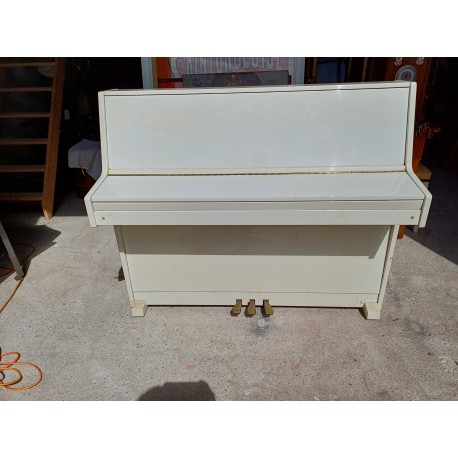 Piano droit Young Chang U-109