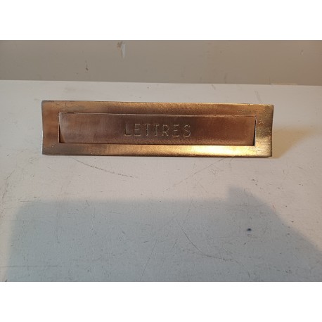 Boite aux Lettres de Porte