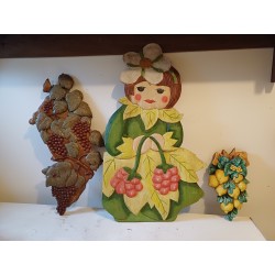 Déco Bois Peint " Mamie Framboise "