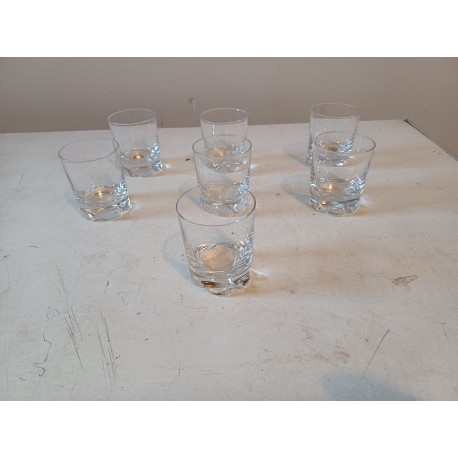 7 Verres à Digestif " Daum "