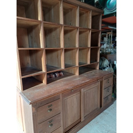 Meuble de Magasin Année 30 Chéne