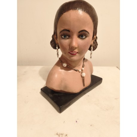 Platre Buste Femme signé Renet