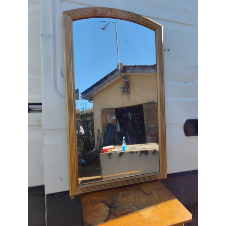 Miroir Bois et Stuk doré 19 éme Bisauté