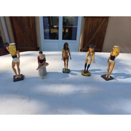 Lot de 5 Figurines de MANARA