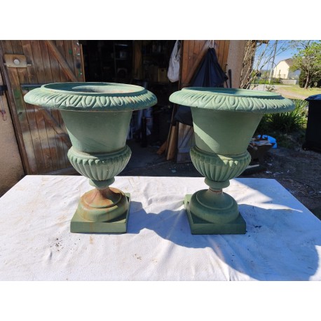 Paire de Vases Fonte 19 éme Médicis