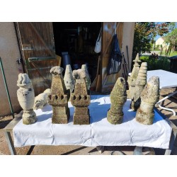 Lot d'épis de Faitages en Pierre 19 éme