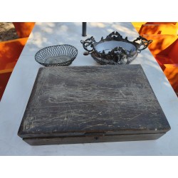 Lot de Métal Argenté Ménagère de Maken's + Centre de Table + Panière