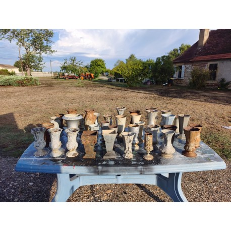 Lot de 38 Vases en Fonte 19 éme
