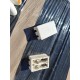 Lot d'éléments électrique en porcelaine