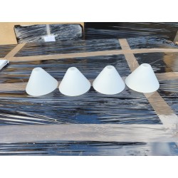 4 Tulipes Verre Opalin Blanc des Années 60